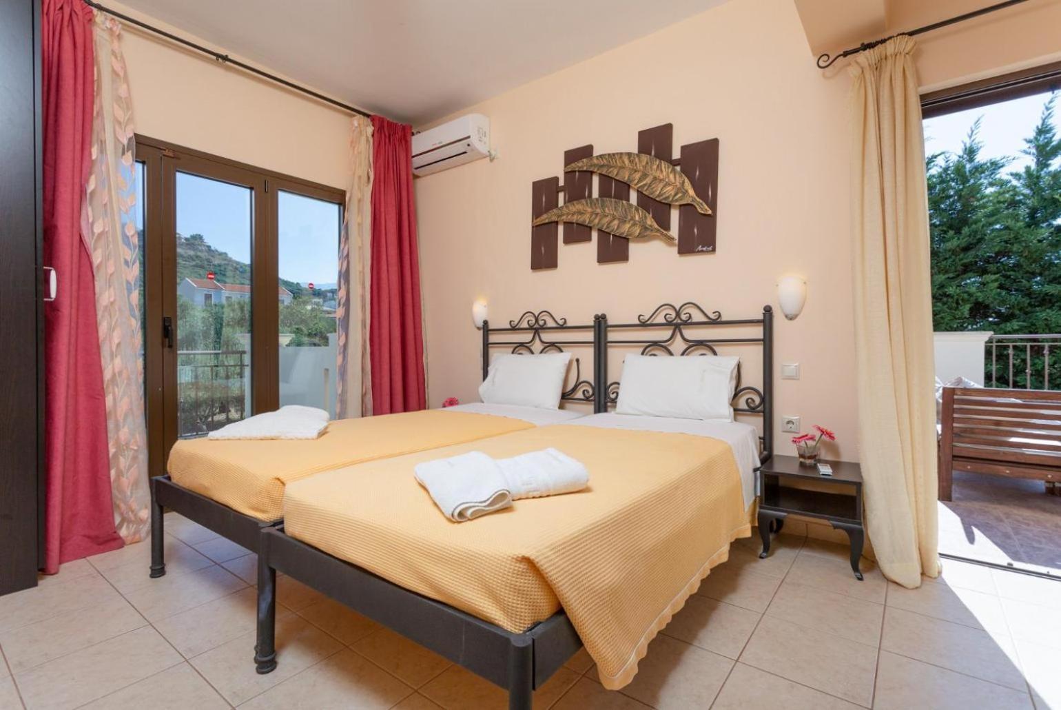 Villa Eufrosini Svoronata Buitenkant foto